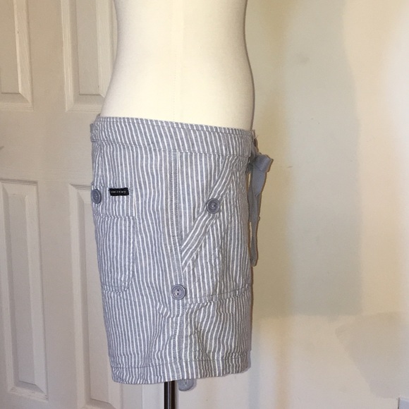 NWT Sanctuary Linen Roll Tab Short - Picture 2 of 4